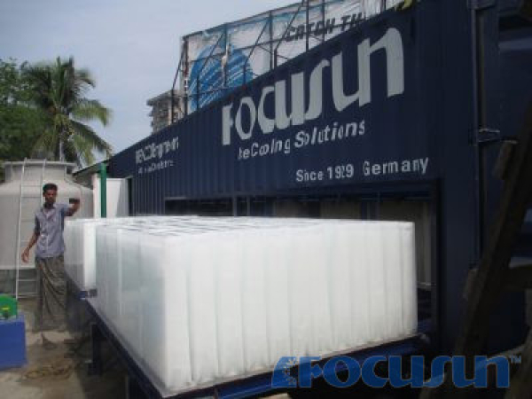 DIRECT-COOLING BLOCK ICE MACHINE IN MALAYSIA